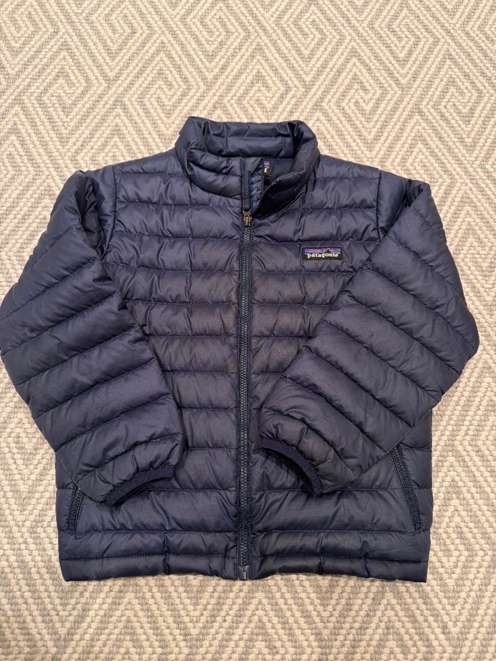 Patagonia down coat size 5